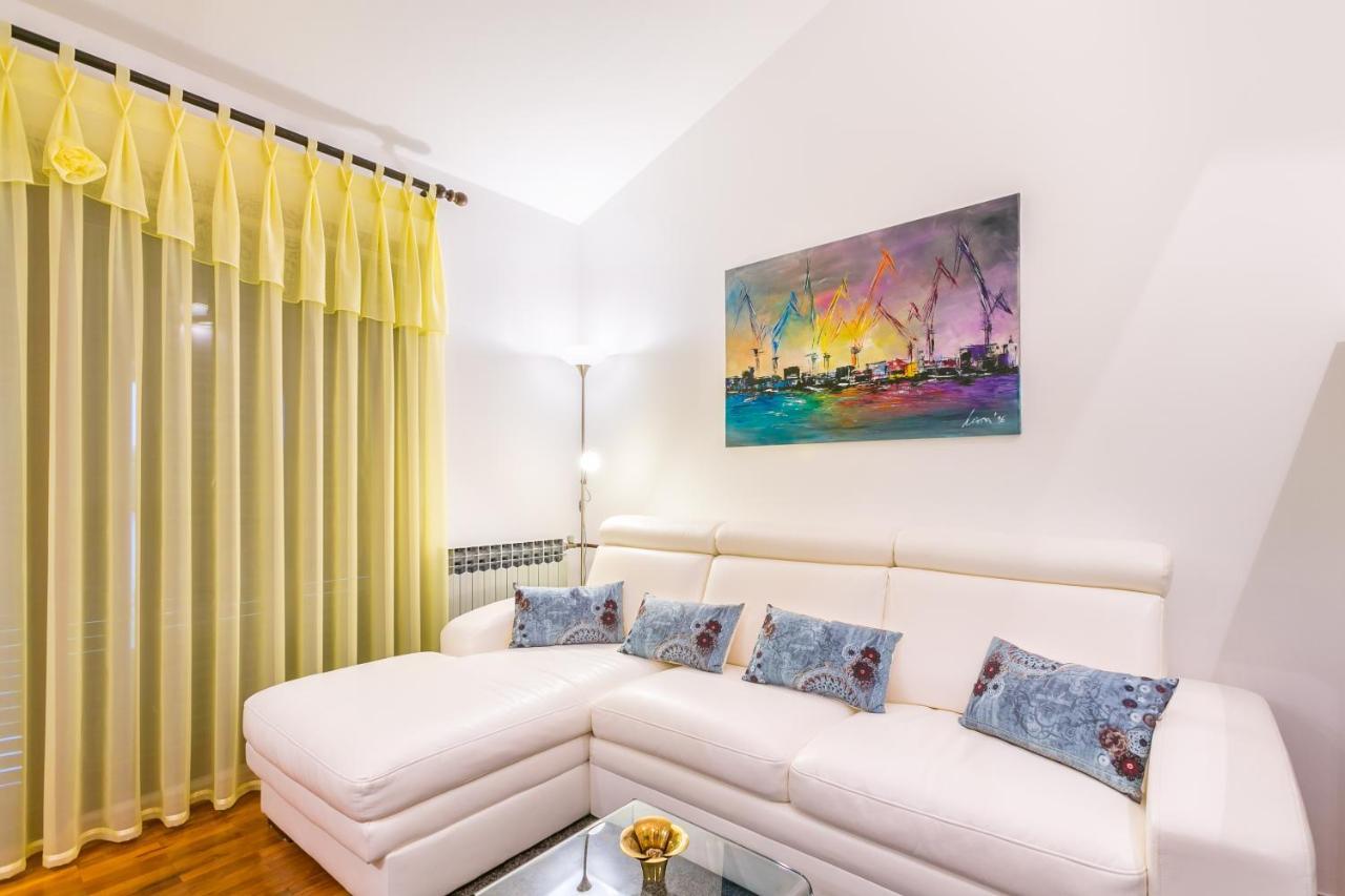 Apartamento Lily Medulin Exterior foto