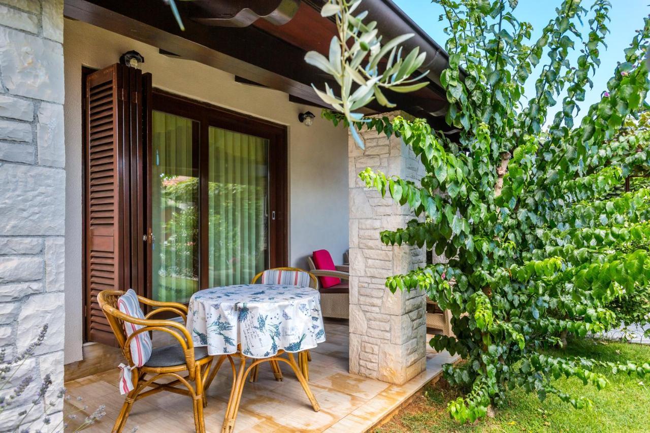 Apartamento Lily Medulin Exterior foto